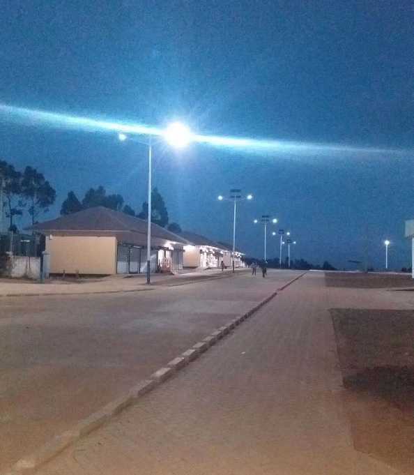 萝北县非洲科特迪瓦太阳能路灯工程